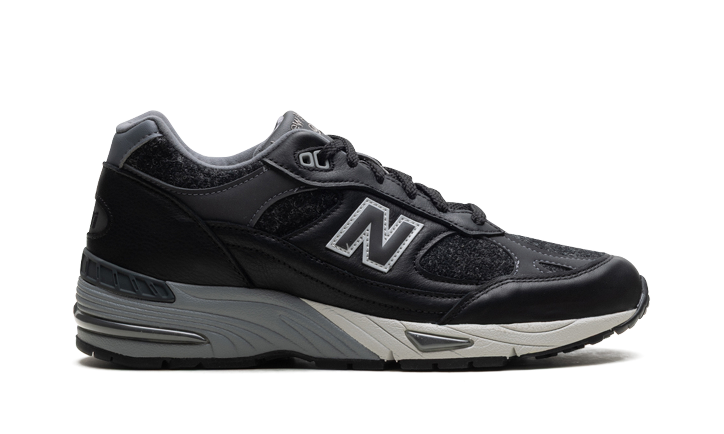 991 "Harris Tweed - Black/Grey" M991DJ