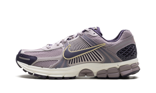 Zoom Vomero 5 "Platinum Violet" HQ3643 019