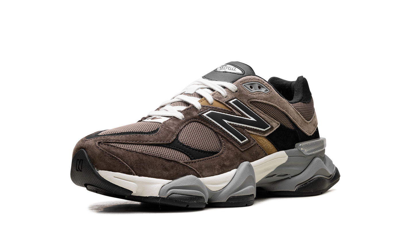 9060 "Dark Mushroom" U9060FMB