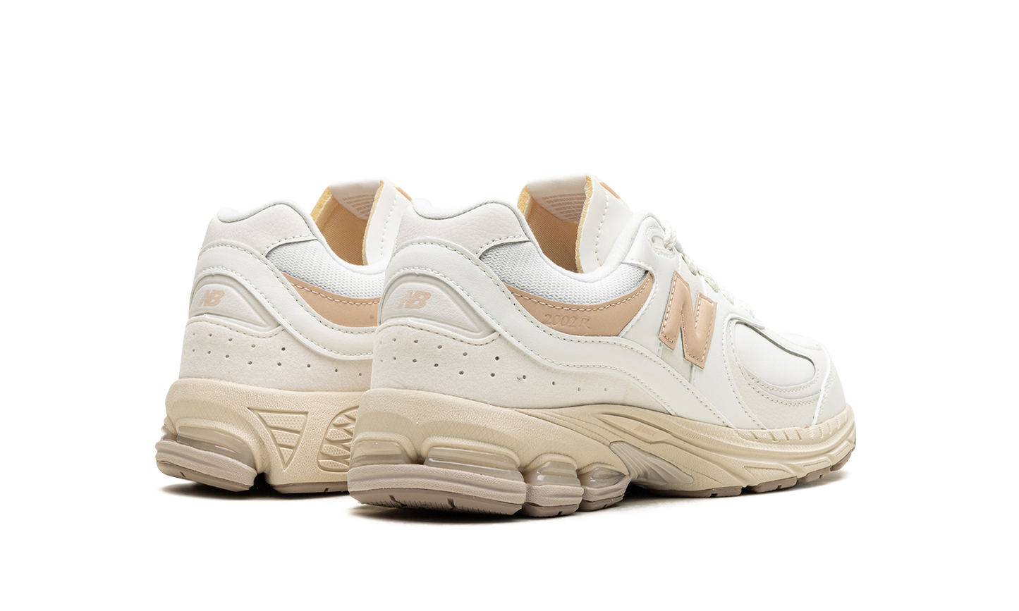 2002 GS "Beige / White" GC2002VF