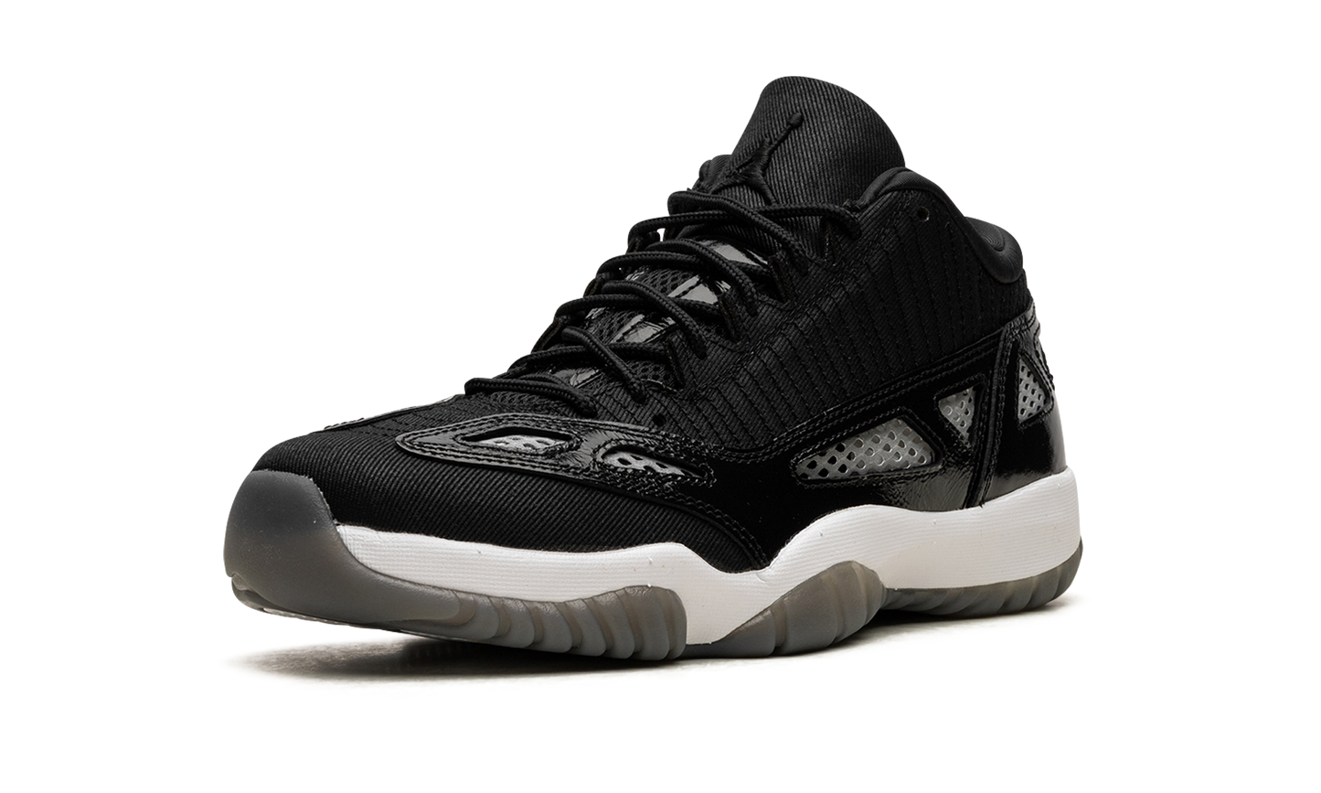 Air Jordan 11 Low IE "Black/White" 919712 001