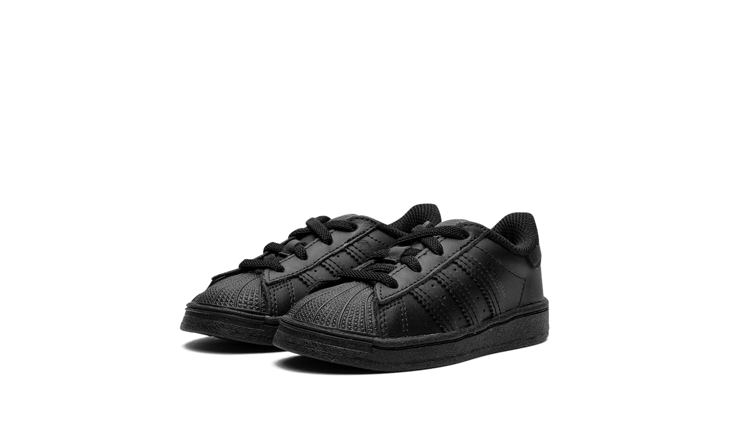 Superstar TD "Triple Black" FU7716