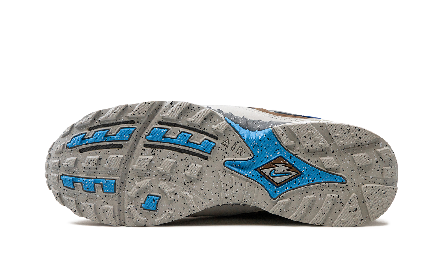 Air Terra Humara "UNDEFEATED - Archaeo Brown" FN7546 200