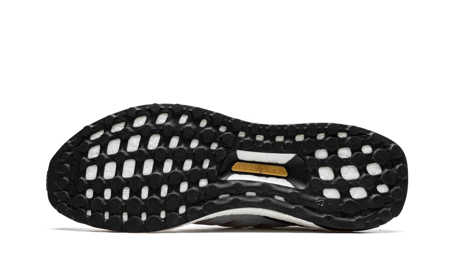 Ultraboost 1.0 DNA "White Oreo" GZ0449