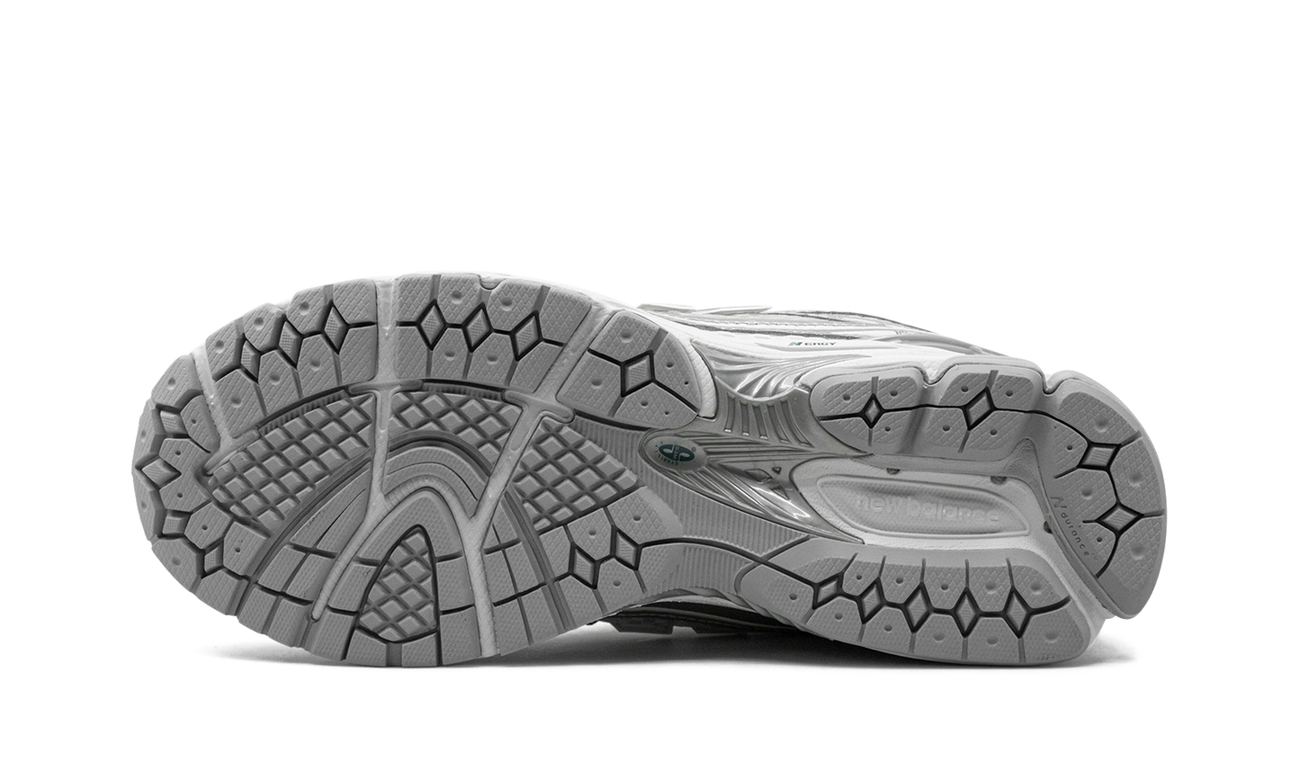 1906R "SILVER METALLIC" M1906REE