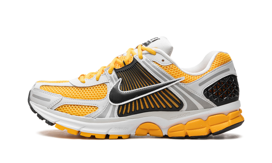 Zoom Vomero 5 "University Gold'" FB9149 002