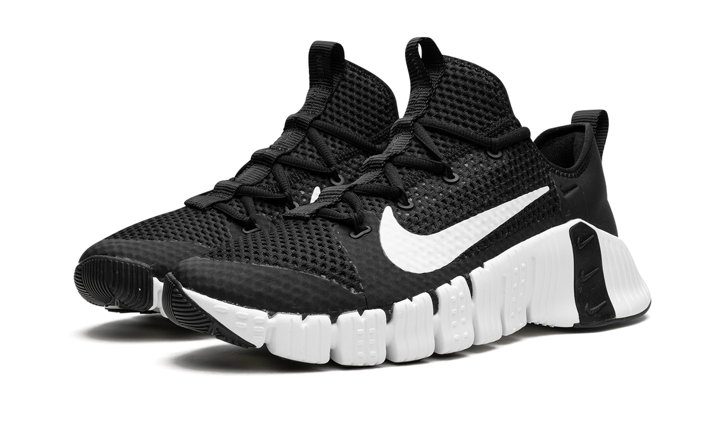 Free Metcon 3 "Black/White" CJ0861 010