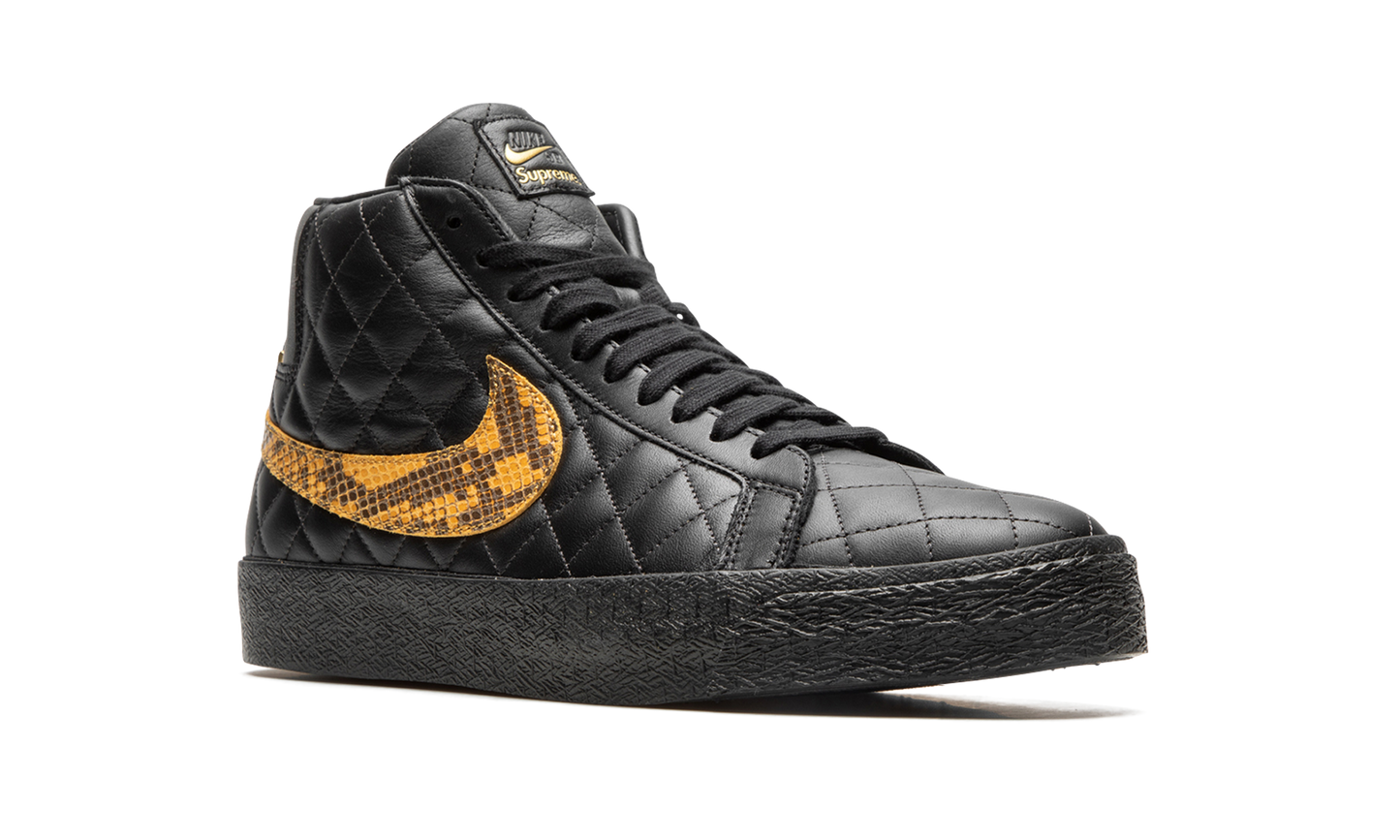 SB Blazer "Supreme - Black" DV5078 001