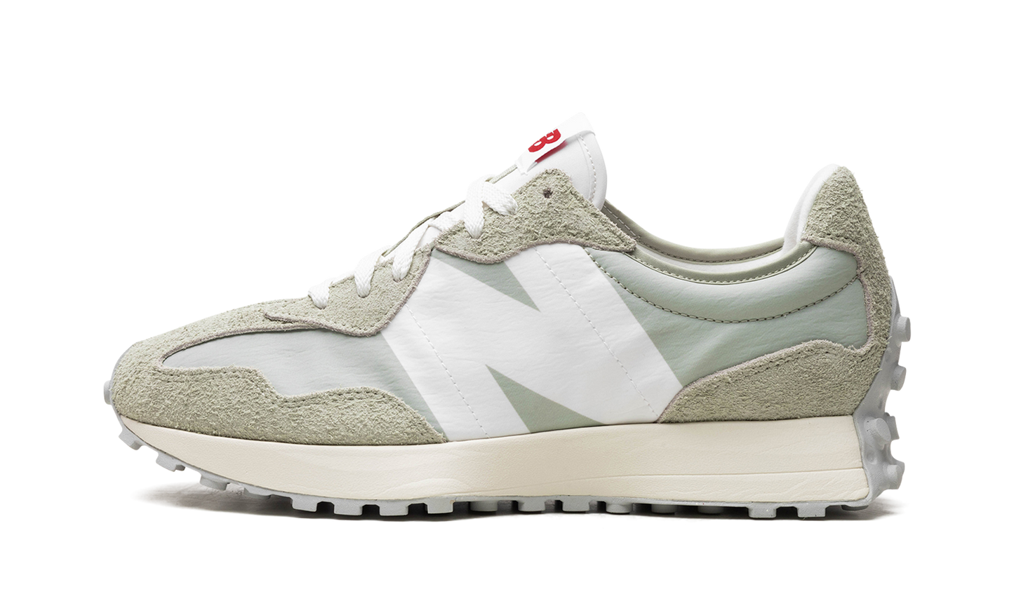 327 "Olivine" U327LM