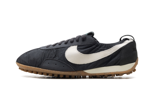 Moon Shoe SP WMNS "Jacquemus - Off Noir" HV8547 001