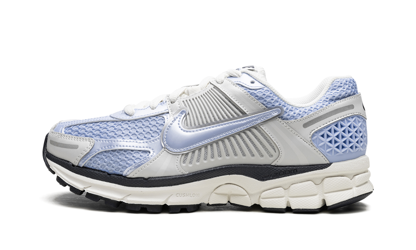 ZOOM VOMERO 5 WMNS "Royal Tint" FJ4588 025