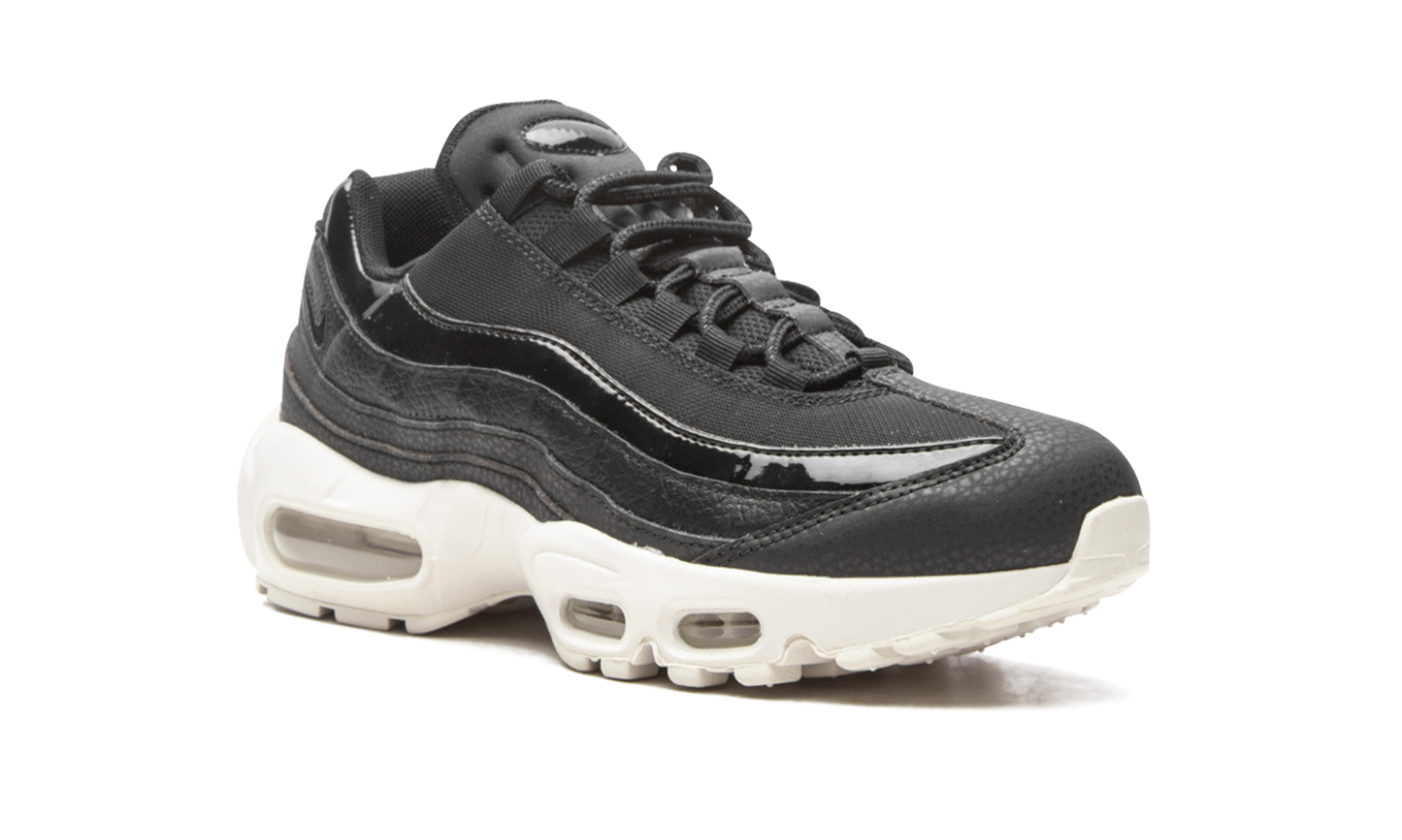 AIR MAX 95 SE MNS WMNS AQ4138 001