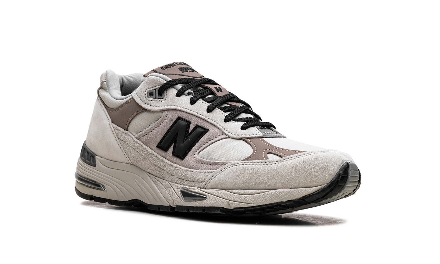 991 "Urban Winter - White" M991WIN