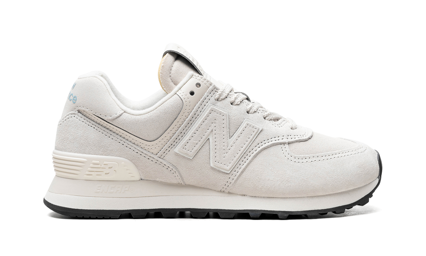 574 "Linen Sea Salt"