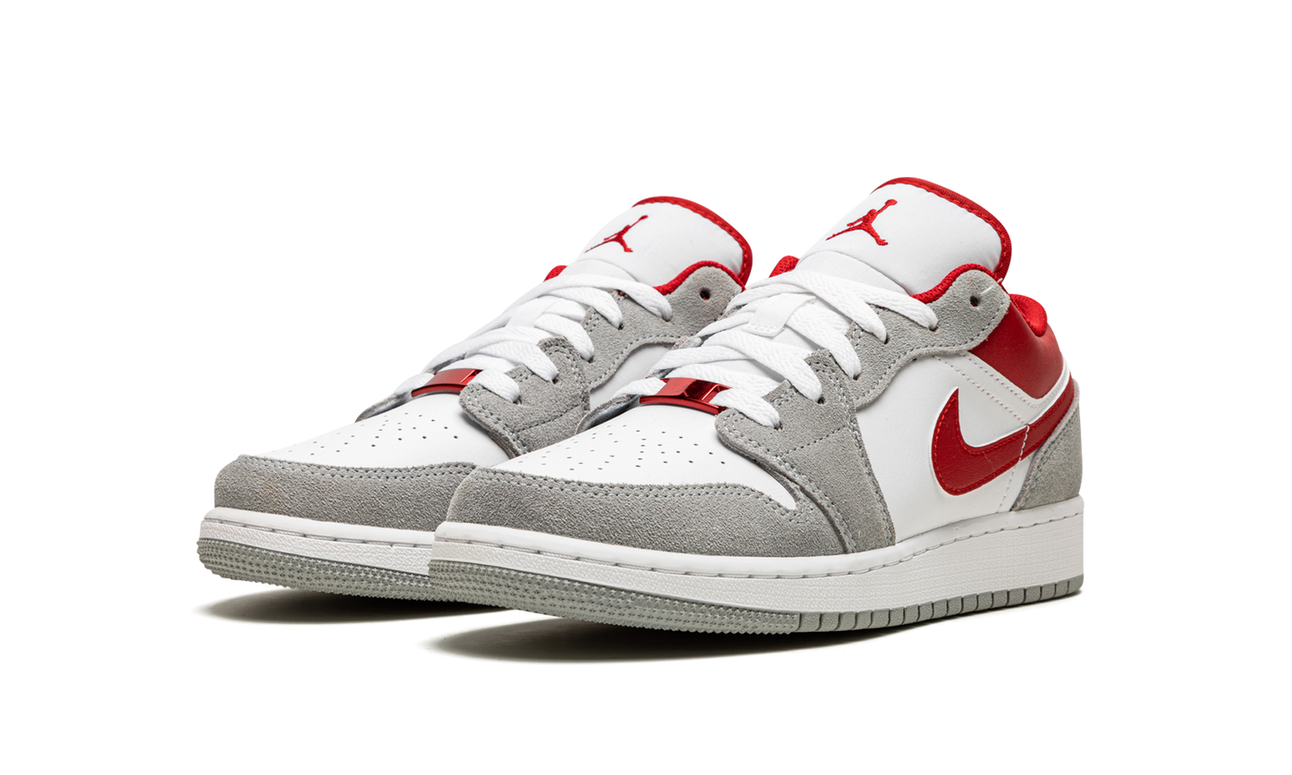 Air Jordan 1 Low SE GS "Smoke Grey Gym Red" DM0589 016