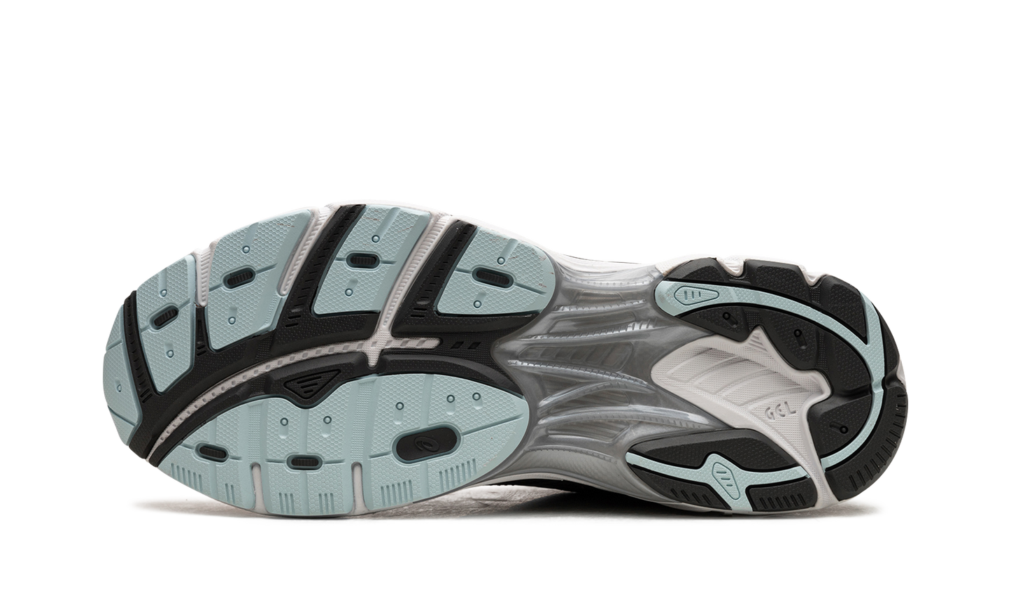 GT-2160 "Oyster Grey / Brick Dust" 1203A275 021