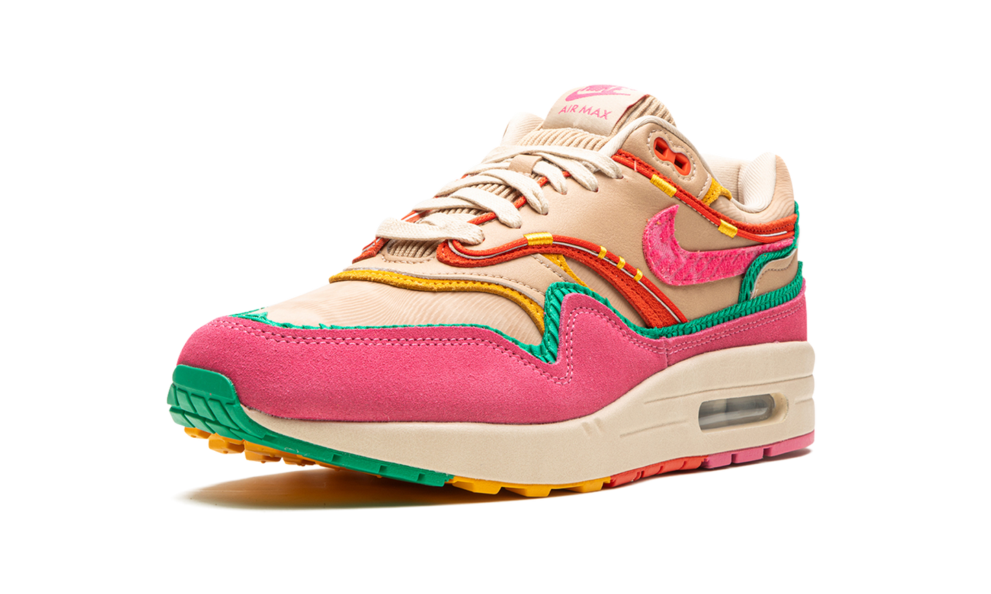 Air Max 1 "Familia" FN0598 200