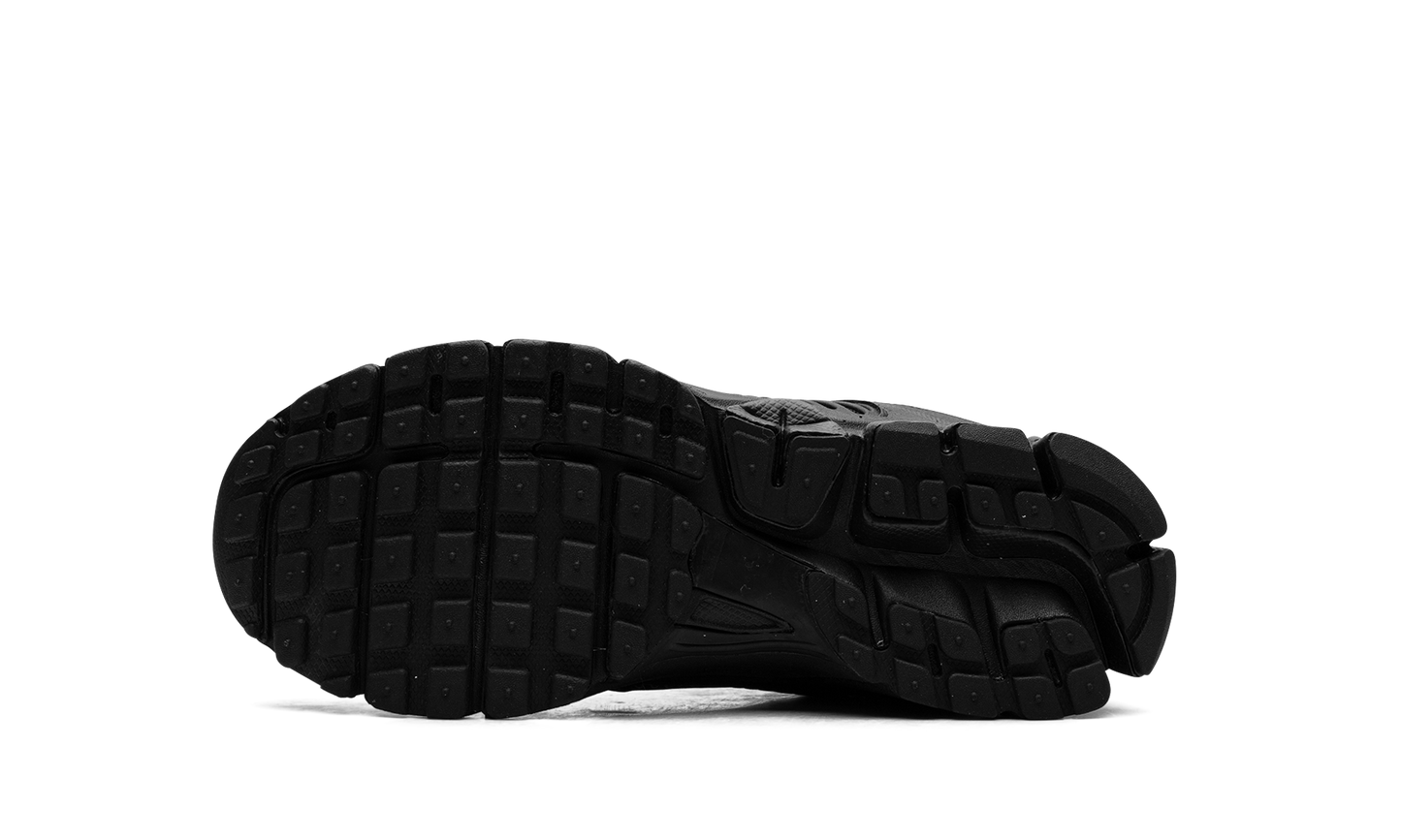 Zoom Vomero 5 GS "Triple Black" HF6998 001