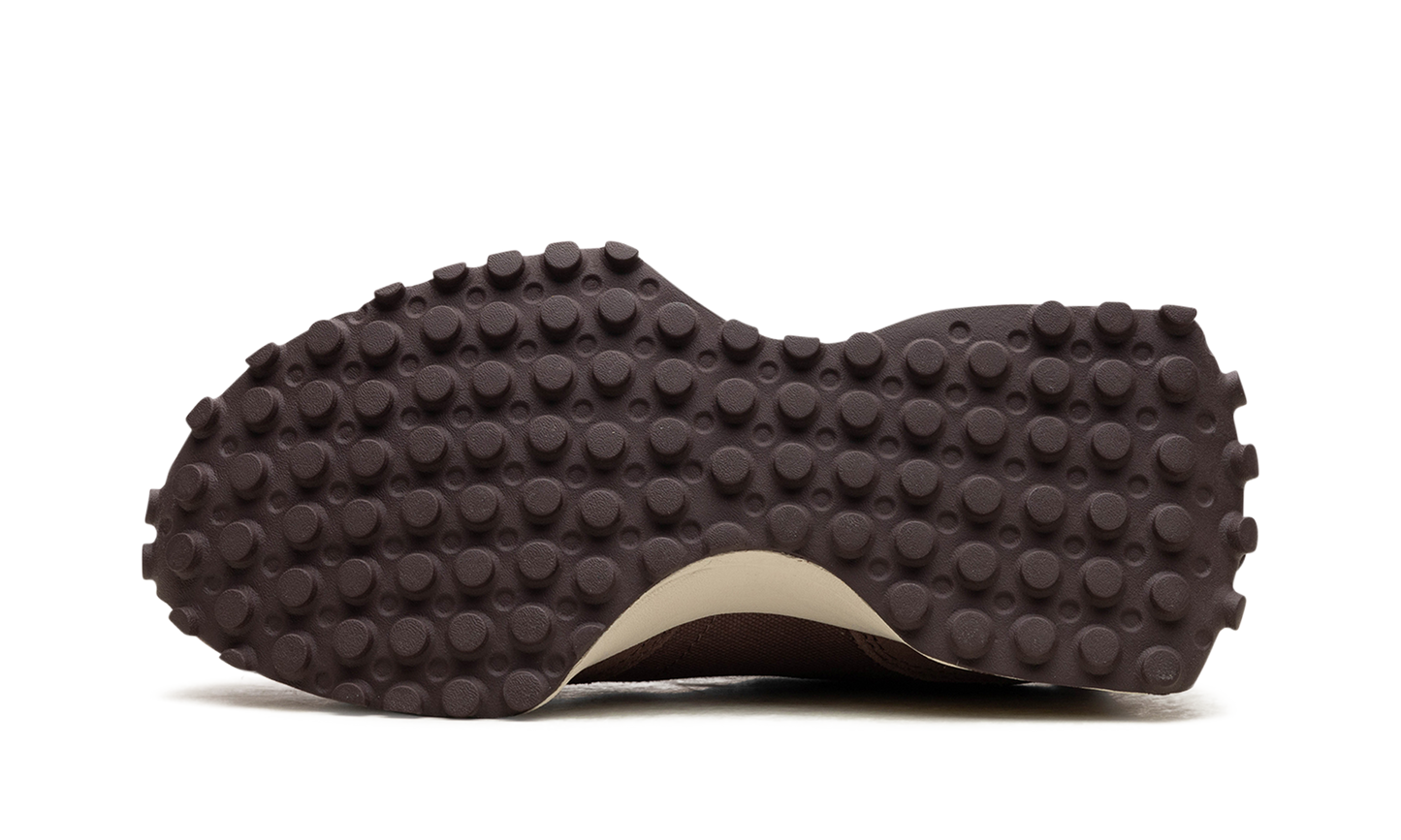 327 WMNS "Black Fig" WS327FA