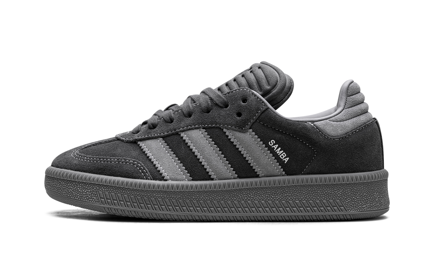 Samba XLG "Carbon Grey" ID3912