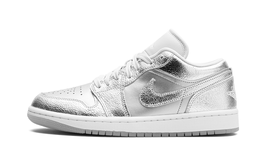 Air Jordan 1 Low SE WMNS "Metallic Silver" FN5030 001