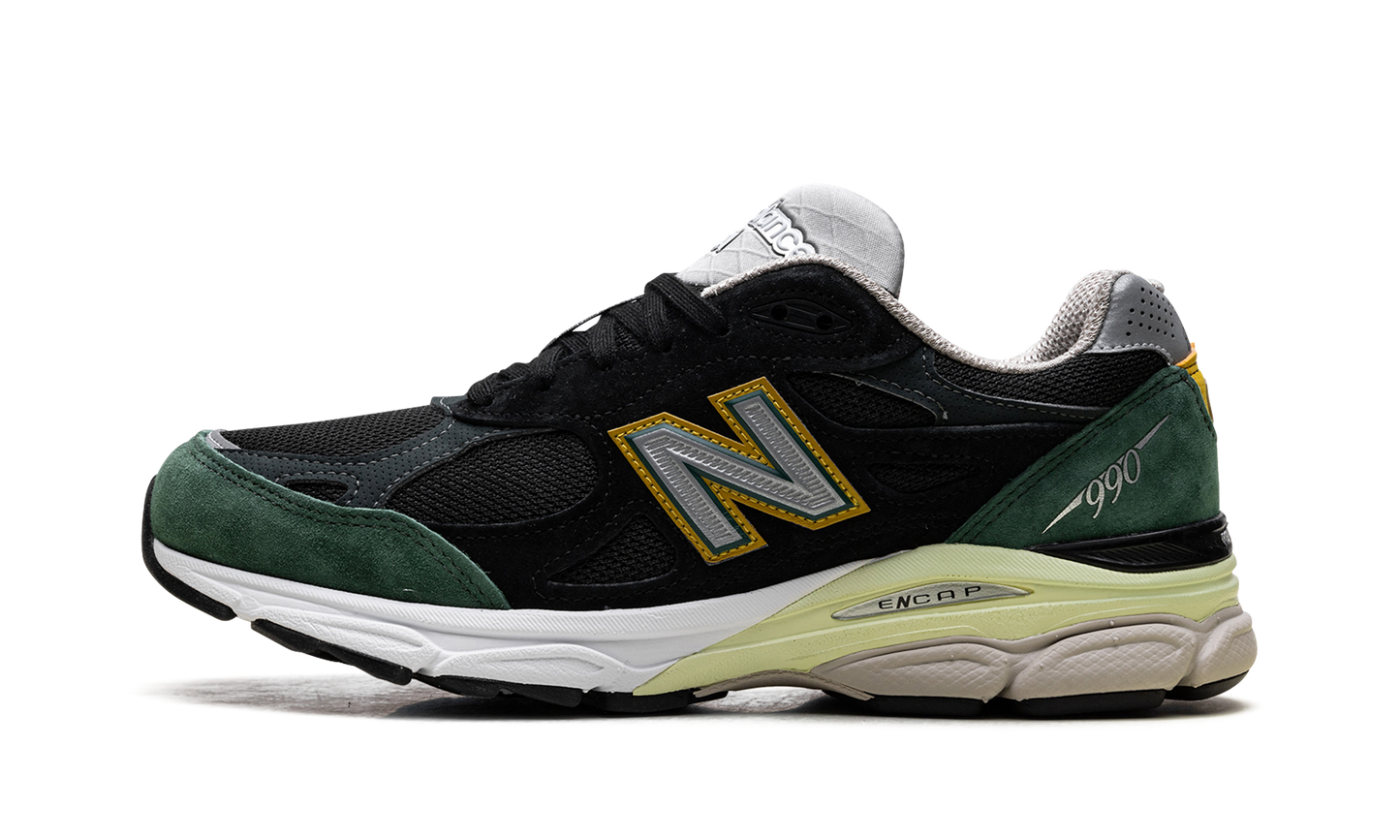 990v3 "Black / Green" M990CP3