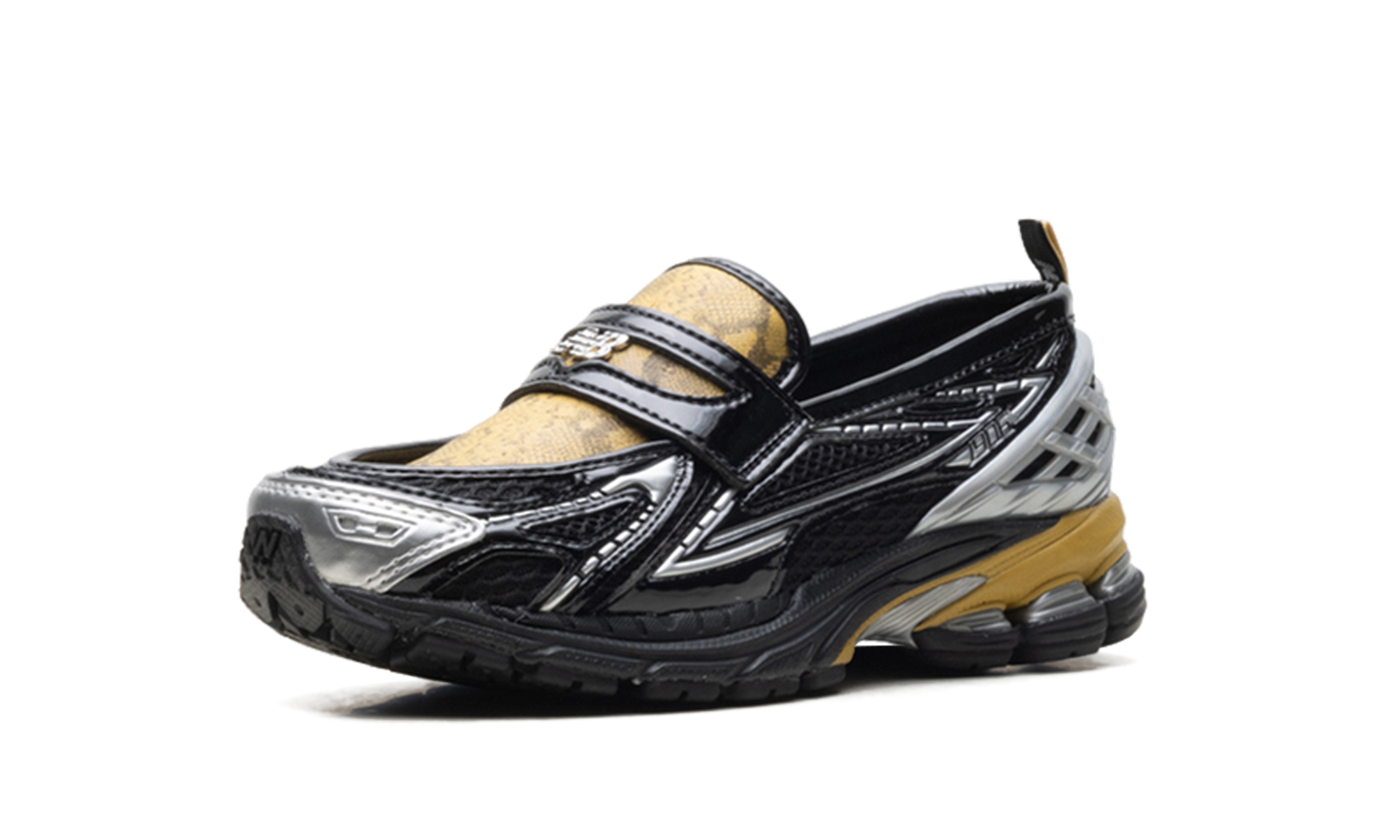 1906L "GANNI - Black Fall Leaf Snakeskin" U1906LGA