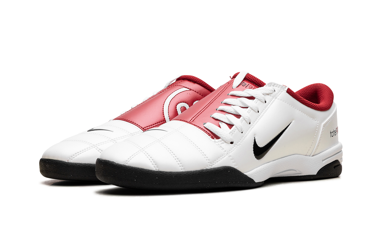 Total 90 III "White / Gym Red" HQ2851 100