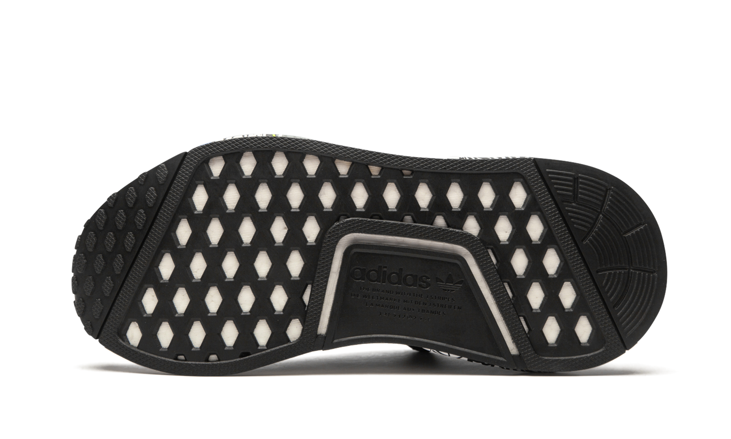 NMD_R1 J "Black Graffiti" Eh1383