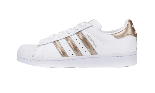 Superstar WMNS "White Metallic" CG5463