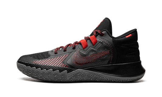 Kyrie Flytrap V CZ4100 003