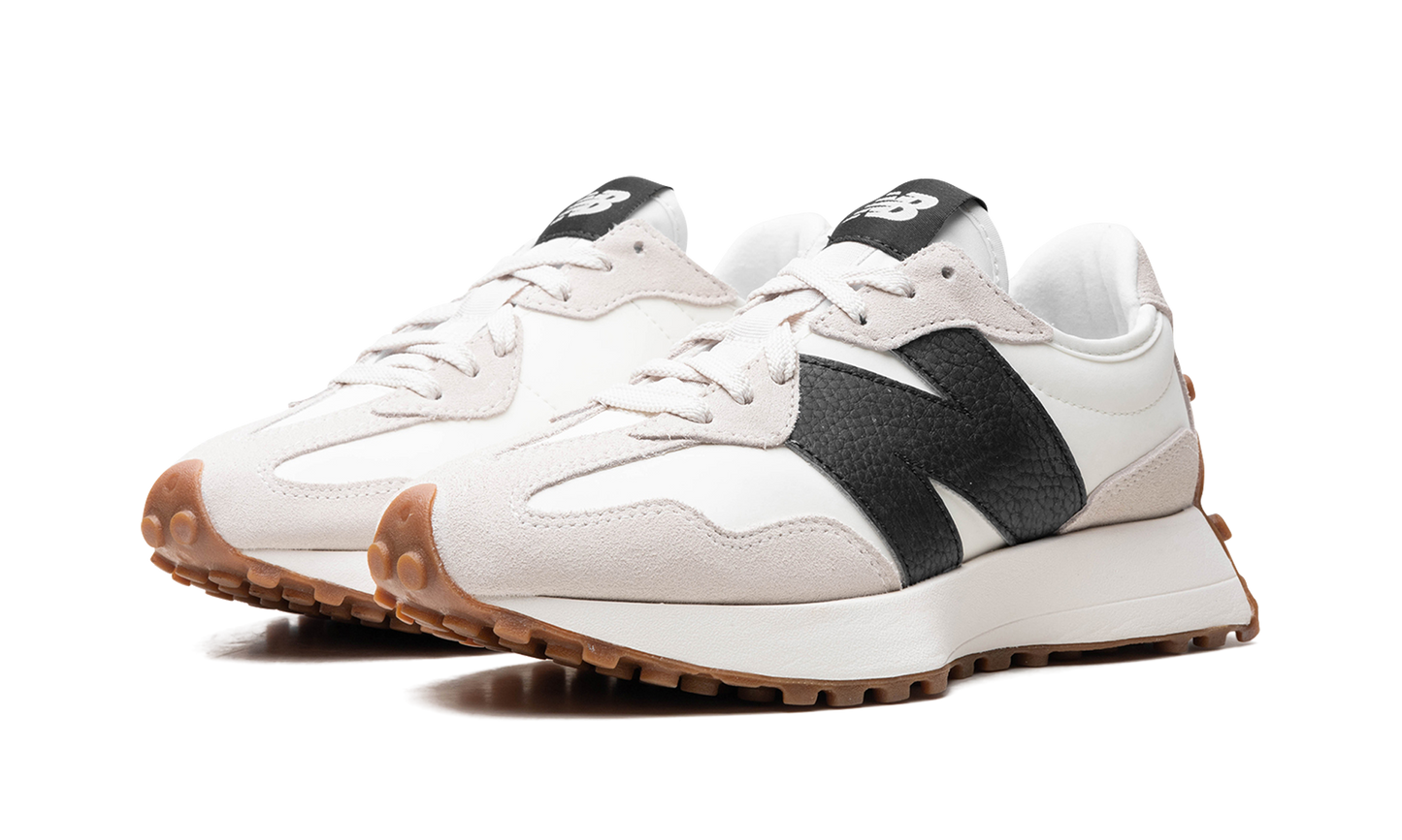 327 WMNS "Moonbeam Black" WS327GD