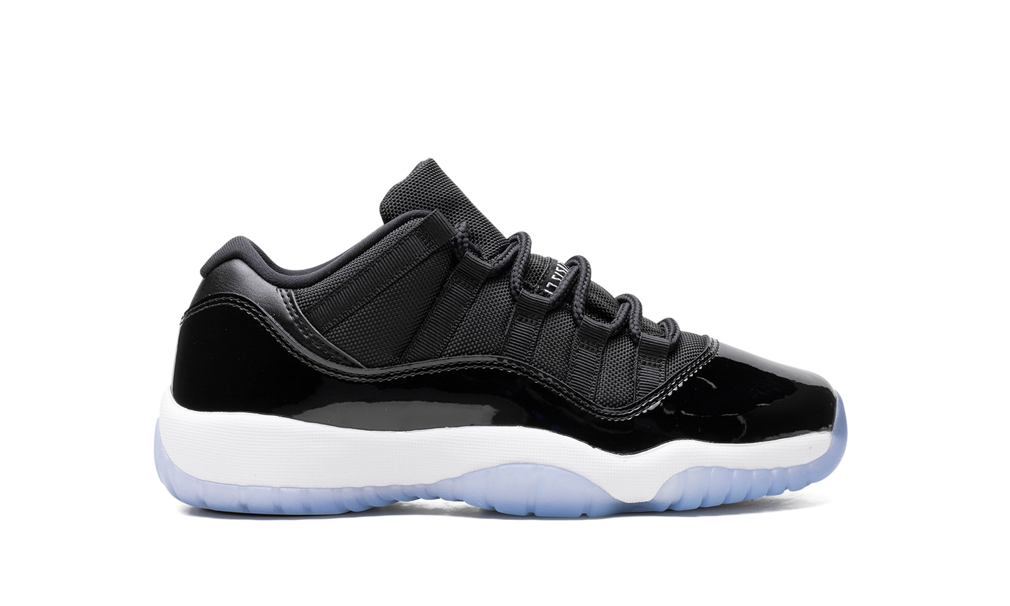 Air Jordan 11 GS "Space Jam" FV5121 004