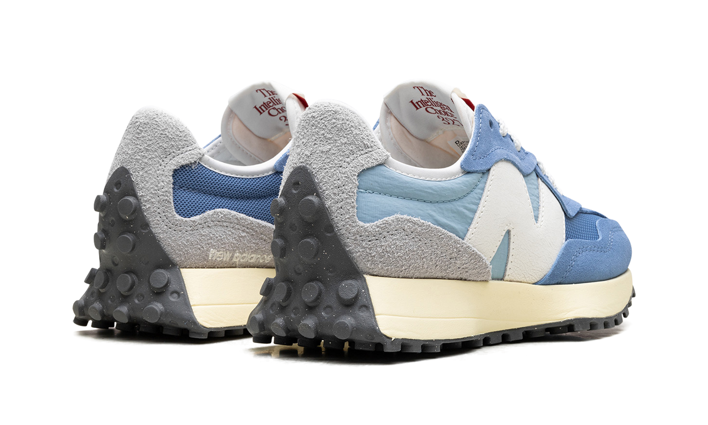 327 "BLUE LAGUNA" U327WRA