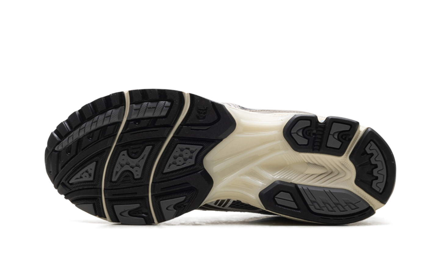 Gel-Kayano 14 "Chicago" 1203A993 020