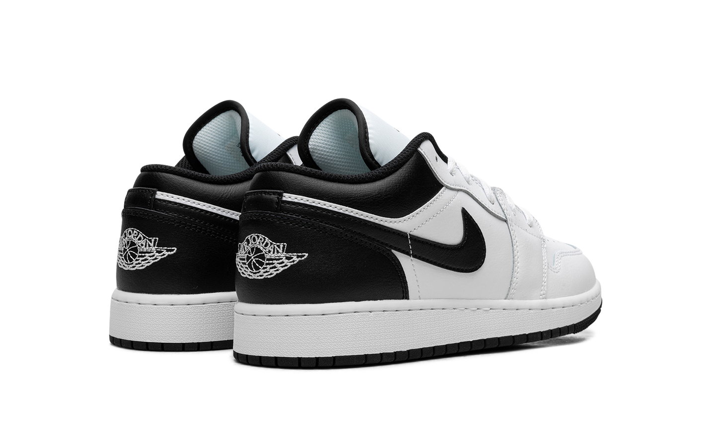 Air Jordan 1 Low GS "WHITE BLACK" 553560 132