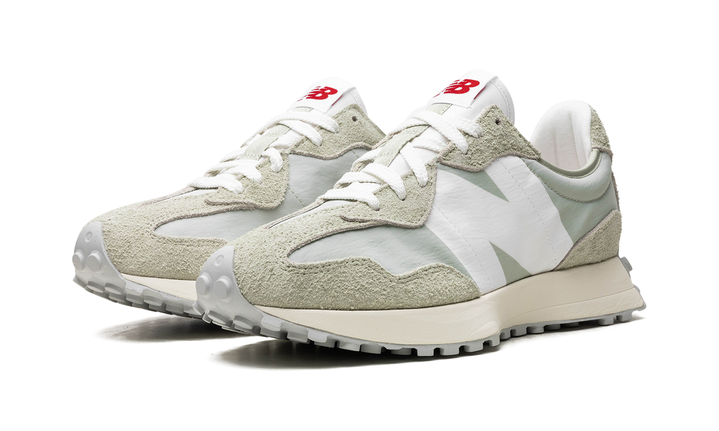 327 "Olivine" U327LM