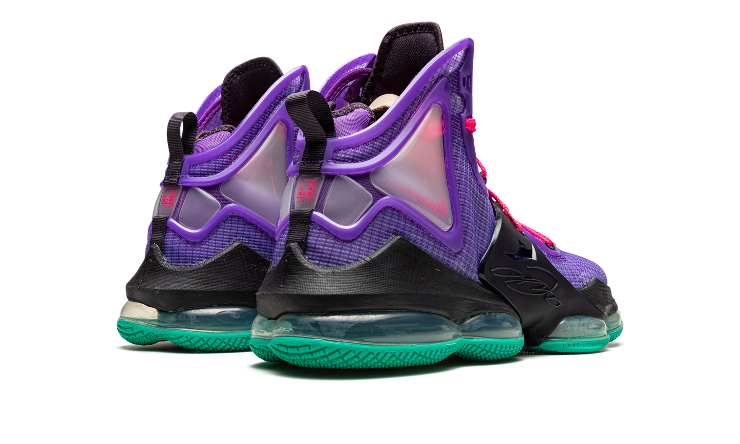 LeBron 19 "DJ Bron" CZ0203 500