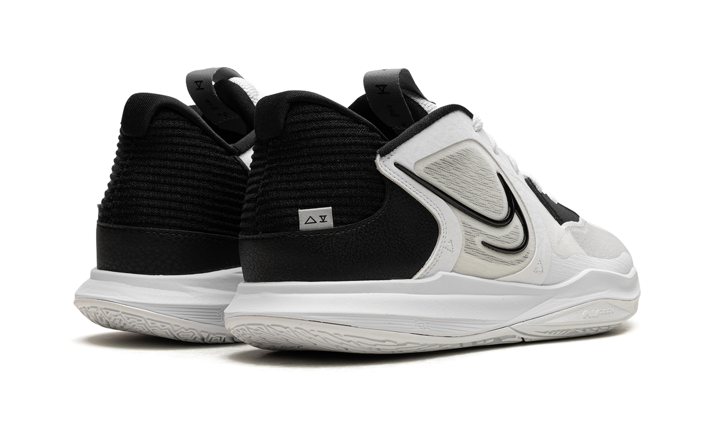 Kyrie 5 Low "White Wolf Grey Black" DJ6012 102