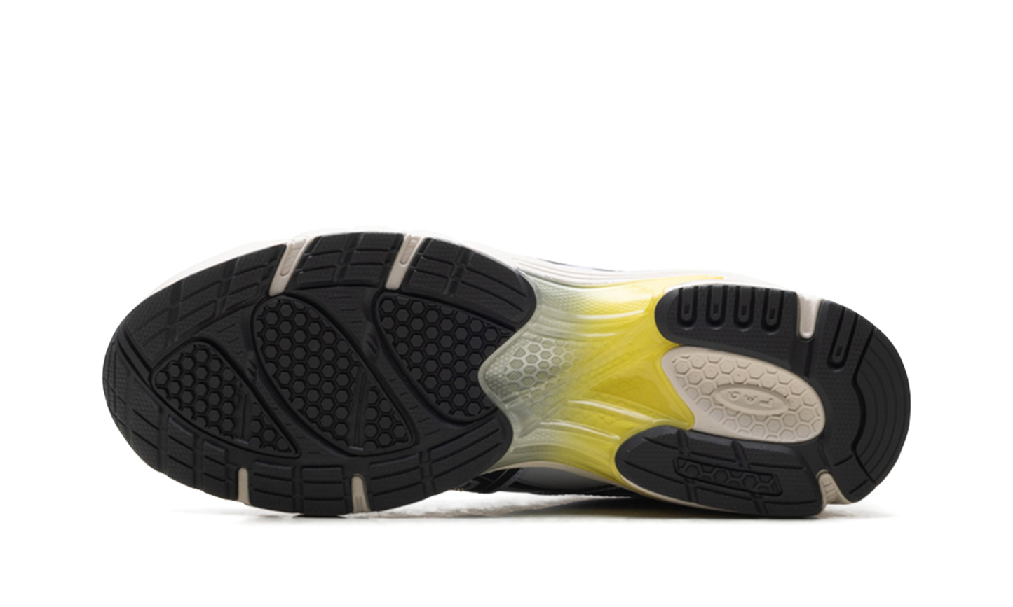 Gel DS Trainer 14 "Stefon Diggs" 1203B046 100