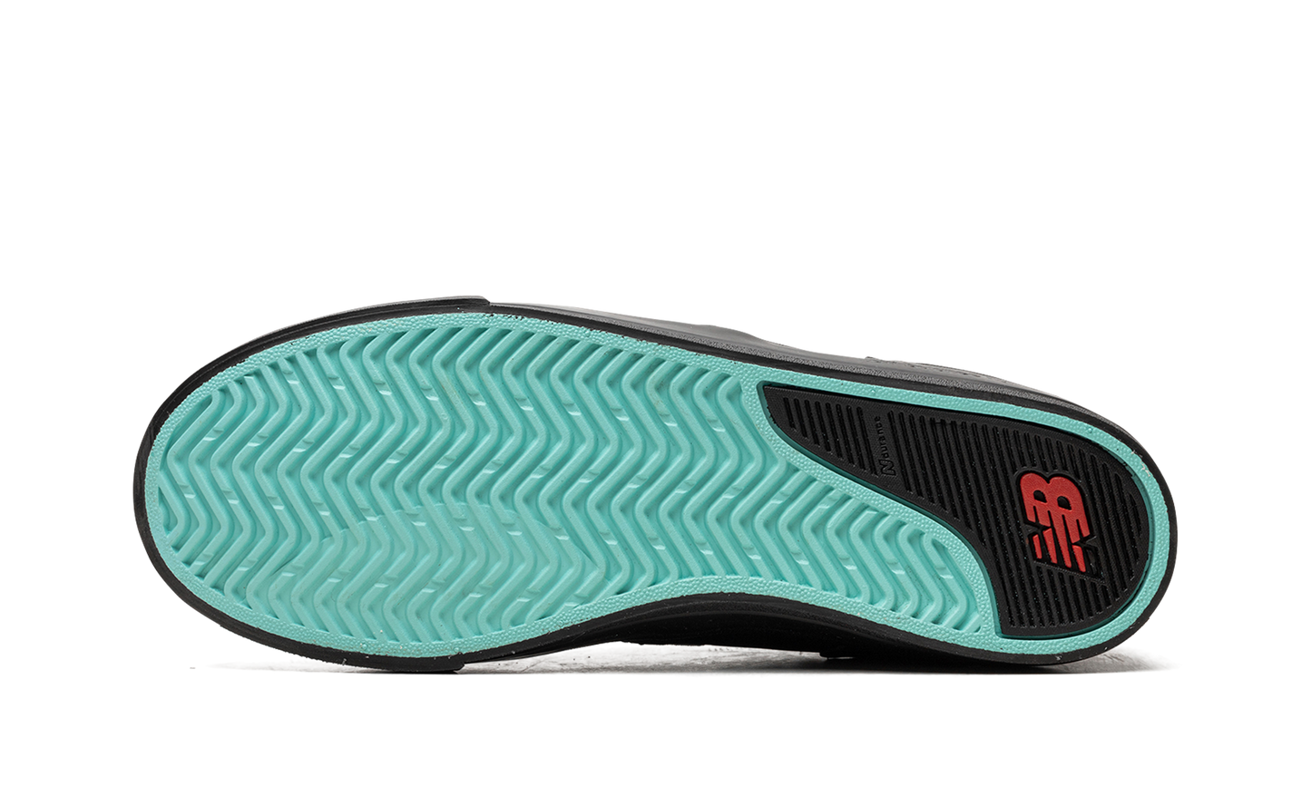 Numeric 306 "Black / Electric Red" NM306RNR