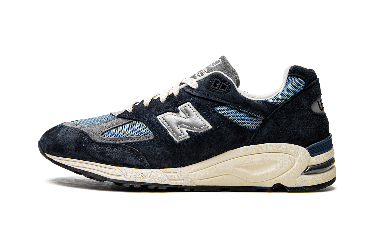 990v2 "Teddy Santis - Navy" M990TB2