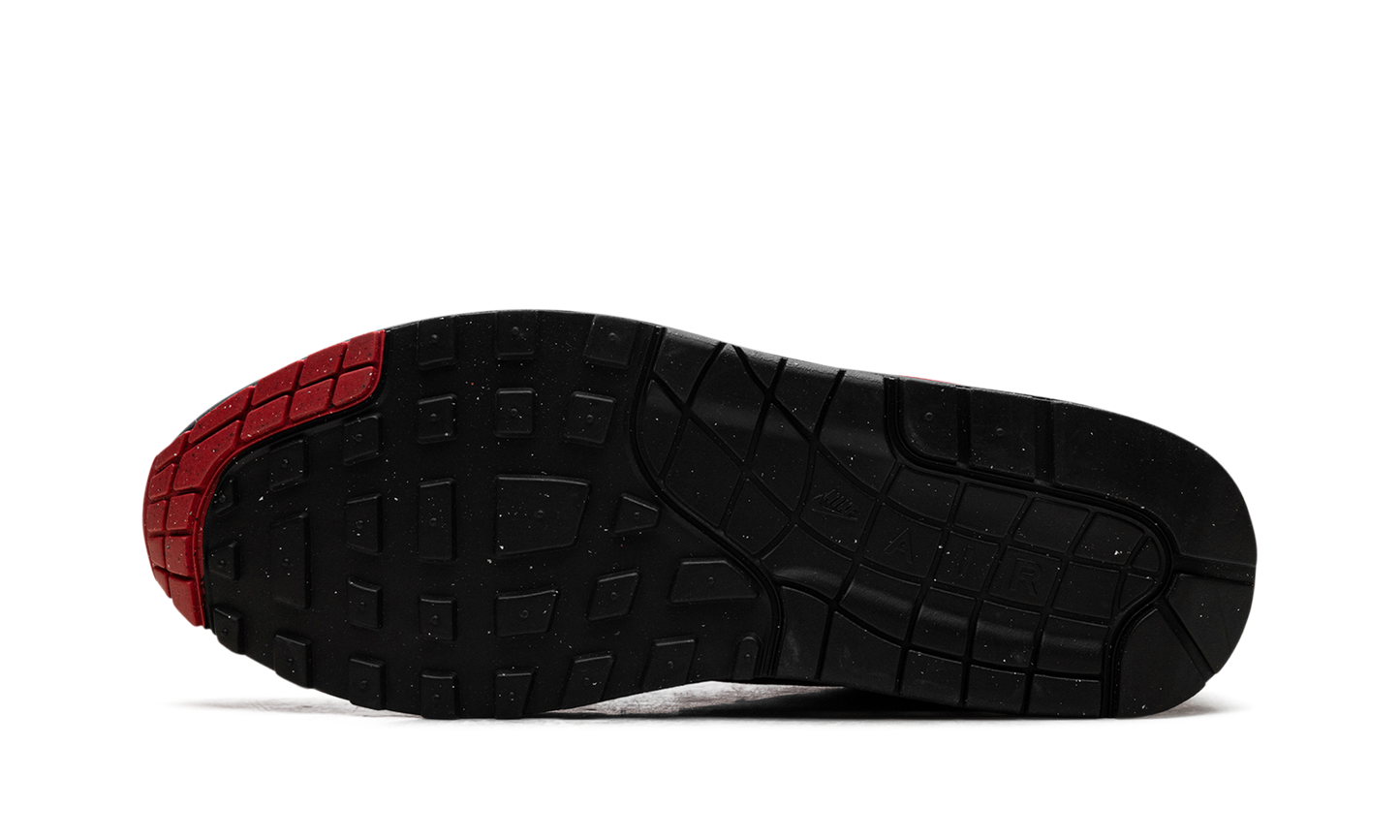 Air Max 1 Essential "Vamps" FZ5808 008