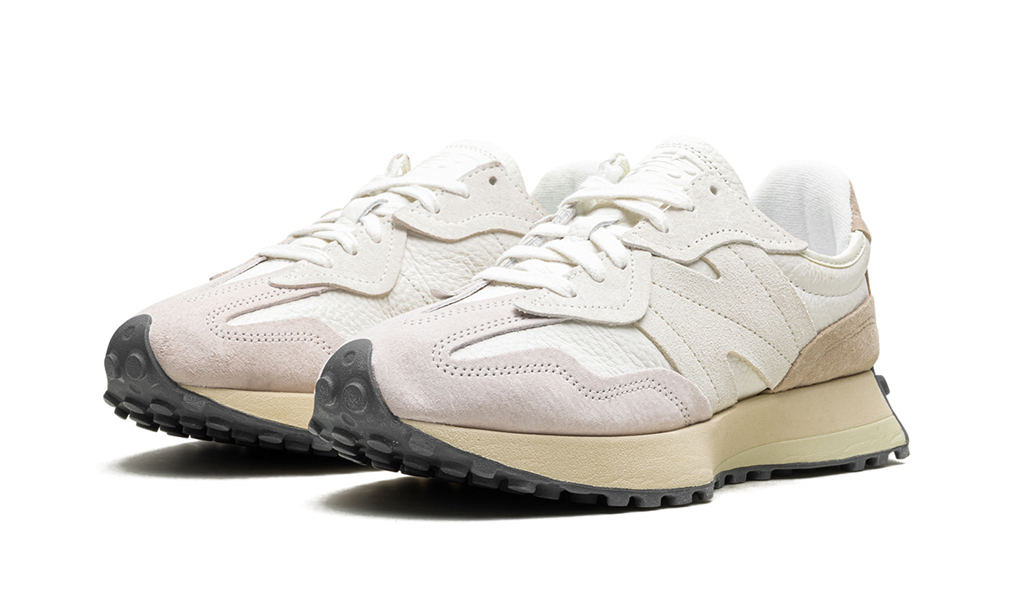 327 "Grey Day Moonrock" U327WGA