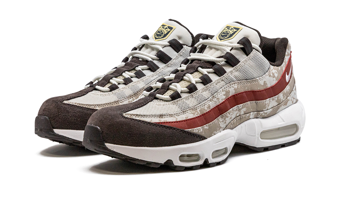 Air Max 95 "Social FC" DQ9016 001