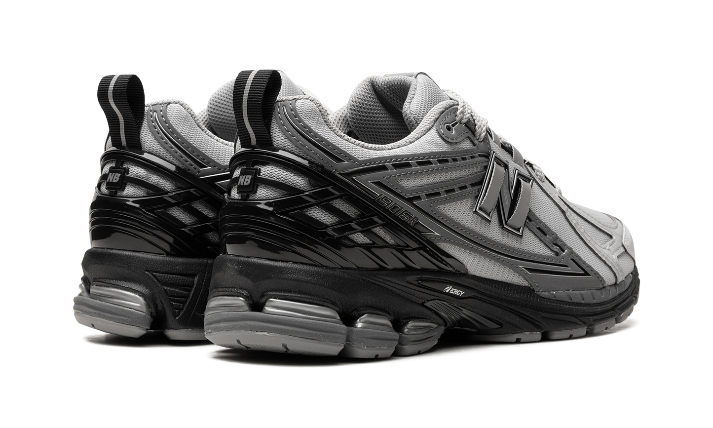 1906R "Grey / Black" M1906RHA