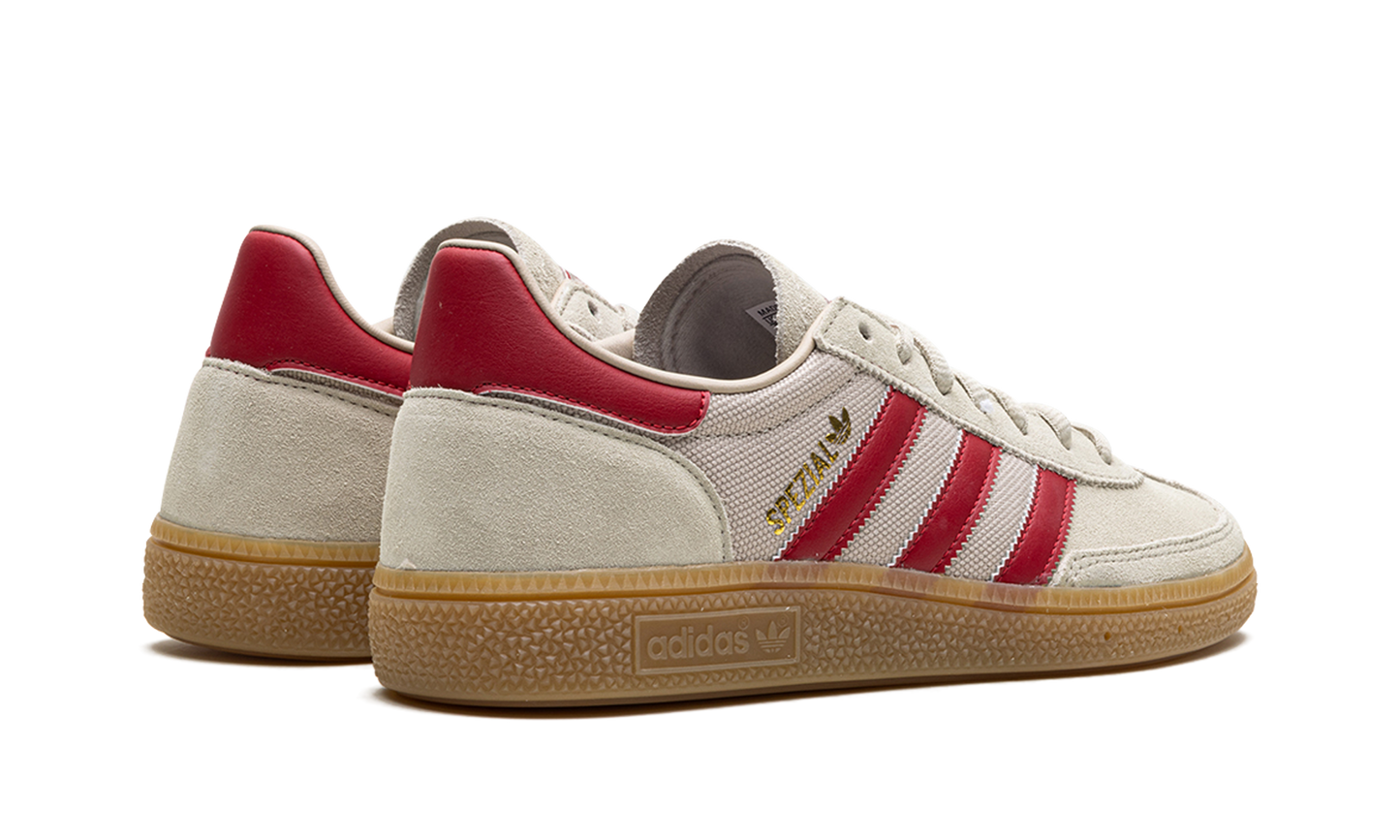 Handball Spezial "Putty Grey Team Victory Red Wonder Beige" IF9529