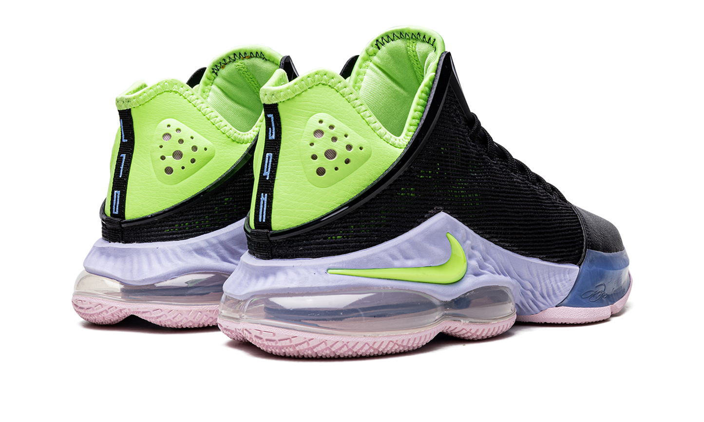 LeBron 19 Low "Black / Ghost Green" DO9829 001