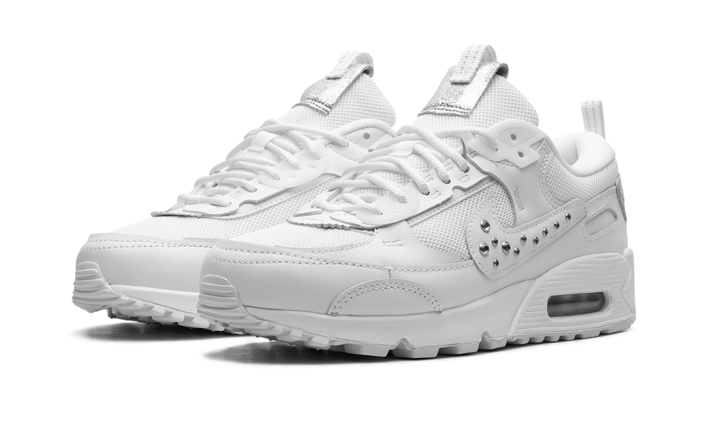 AIR MAX 90 FUTURA WMNS "Studded Swoosh" FQ8888 100