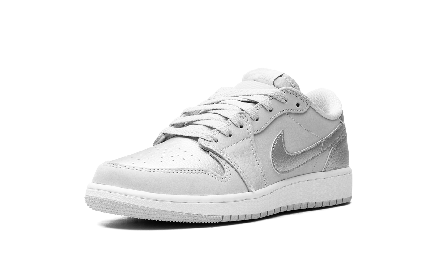 Jordan 1 Low OG GS "Metallic Silver" CZ0858 002